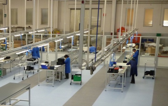blow up photos - Building Tables People Standing Lab Coats - LSItalyled2JPG.jpg