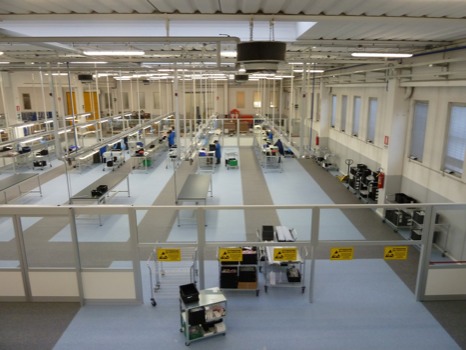 blow up photos - Inside Building Rolling Carts Tables - LSItalyled1JPG.jpg