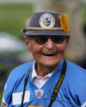 posterbrain - Bushnell - Dad_Chargers_1.jpg