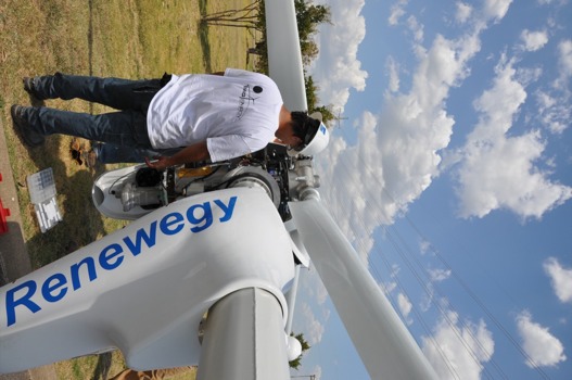 poster - The Renewegy Wind Turbine - DSC0108JPG.jpg