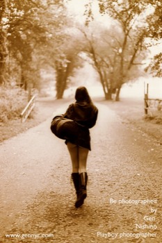 print a poster -  - WillyGirlWalksAway083.tif