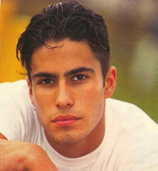 print a poster - Male Model - Dominguezmirror94thin.jpg
