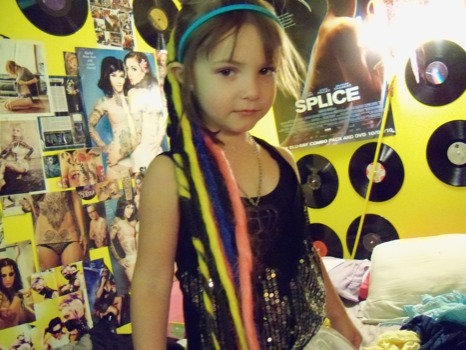 enlarge photos -  - leilasdreadsJPG.jpg