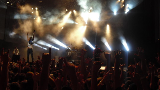 custom - Concert Stage - CIMG2004.jpg