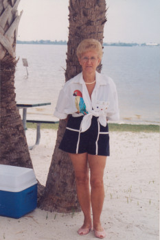 print a poster - Women's Shorts - Scan1_0001_4.jpg