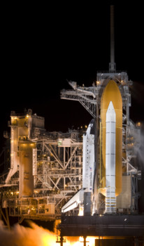 print a poster - Dark - Discovery_Launch15.jpg