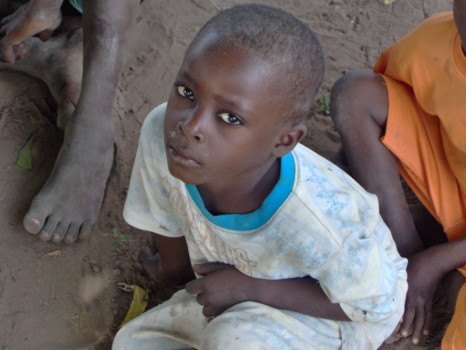picture enlargement - Boy Sitting On Ground - HPIM0041.jpg