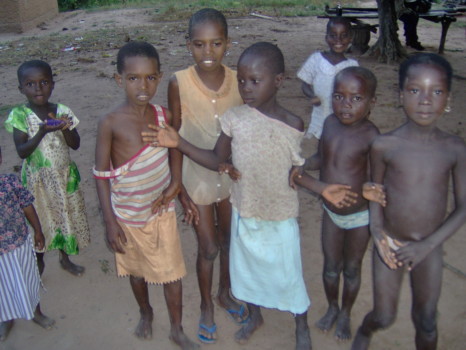 picture enlargement - African Children Group Photo - HPIM1996.jpg