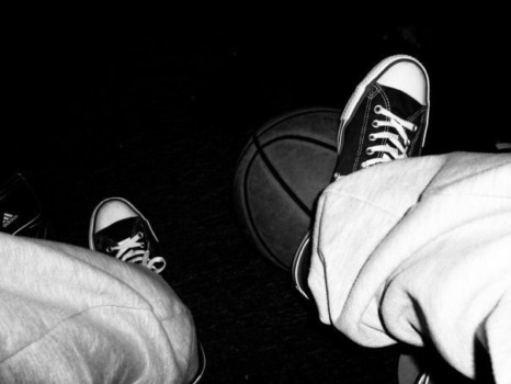 stores that blow a picture up - Asic Shoes - 5890_1188432675795_1377686138_551877_515.jpg
