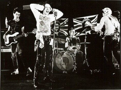 custom - Music Band - pistolsphoto_3.jpg