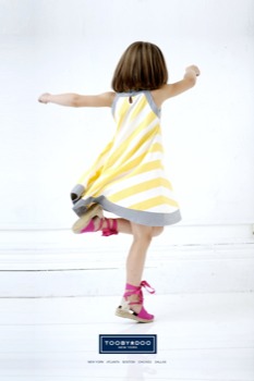 print a poster - Girls Stripped Dress Pink Shoes - posterspring12.tif