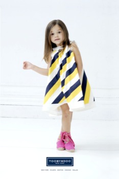 print a poster - Girls Stripped Dress Pink Shoes - posterspring04.tif