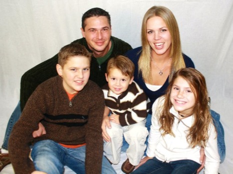 were - Family - 163907_1624117995961_102681011.jpg