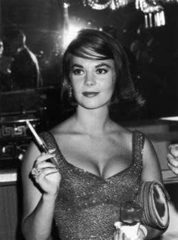 how to have a picture in to a poster -  - nataliewood5.jpg