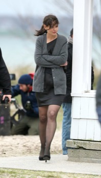 print a poster - Women's Sweater - 69213-katie-holmes-on-the-roma.jpg