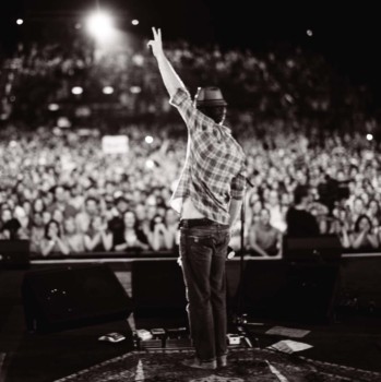 make - Man On Stage - jason_backround_1.jpg