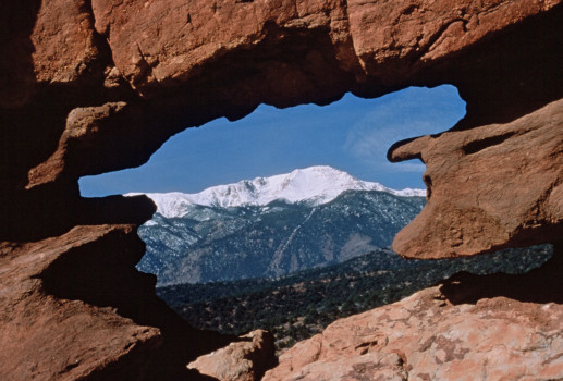 photo poster - Mountains - Garden_of_the_Gods_Pikes_Peak_View.jpg