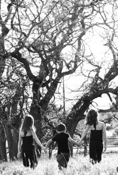 poster - Brother And Sisters Outdoor Photo - IMG4463.jpg