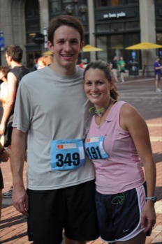 print a poster - Man Woman Pink Tank Top Race - DSC0021.jpg