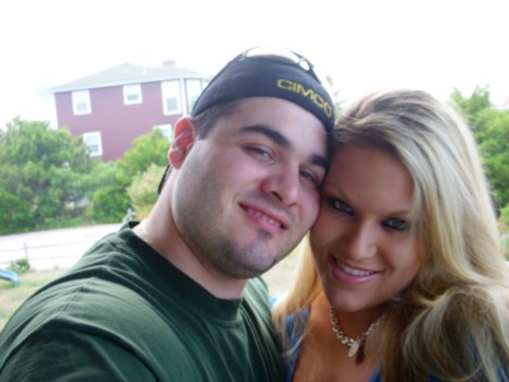 blowing up a picture - Couple - 002_2.jpg