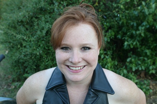 posterbrains - Woman Black Leather Vest - IMG0303JPG.jpg