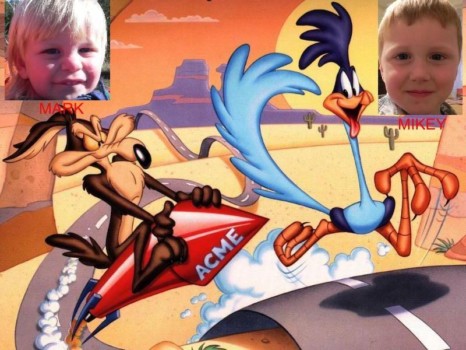 posterbrain - Wiley Coyote - ROXIO_PHOTOSUITE_WALLPAPER.jpg