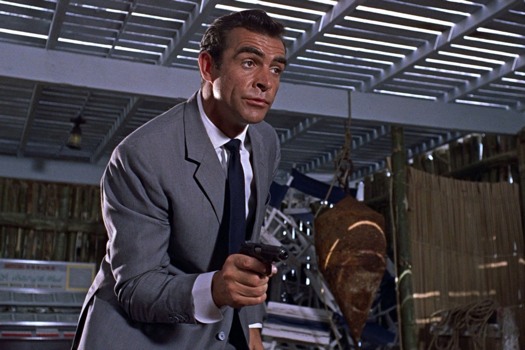 poster - 007 Bond Suit Gun - SEANCONNERY.jpg