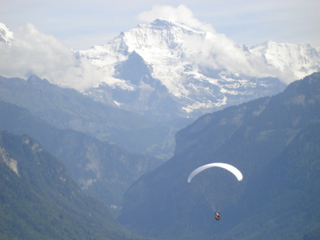 print a poster - Parachute - interlaken.jpg