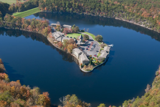posterbrain - Peninsula - Lodge_2___20091104.jpg