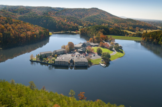 posterbrain - Lake Island - Lodge_3___20091104.jpg