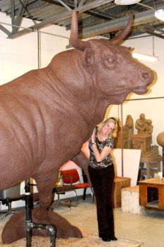 print a poster - Bull Statue - bull_usu_for_poster_IMG_0179.jpg