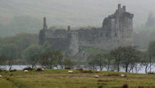 Make - Monuments - Scotland2010mlrJPG.jpg