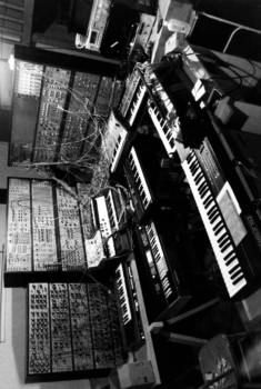 print - Electric Piano Keyboards - huge_Synth_lg.jpg