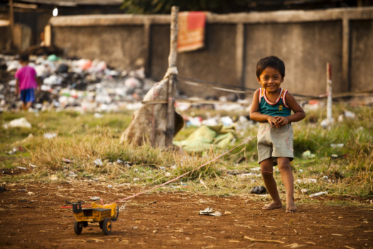 print a poster - Child And Pull Toy 3rd World Country - 4133404089_fefa50ab82_o_1.jpg