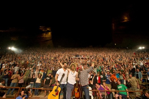 custom - Concert Guitars Crowd Standing - dispatch2.jpg