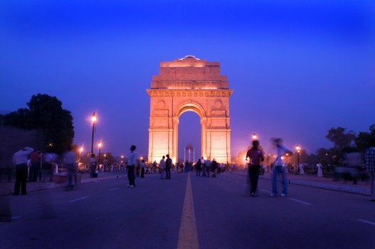 poster brain - Dark Crowd Lighted Archway Roadway - indiagatedelhi6427.jpg