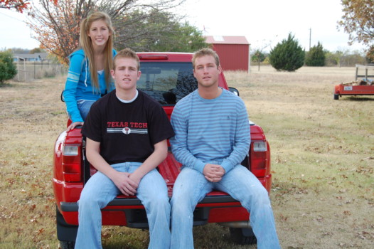 print a poster - Group In Back Of Pick Up Truck - DSC_0321.jpg