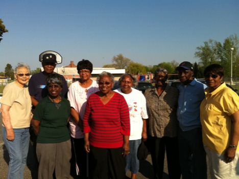 photo - Standing Men Women Family - IMG1856JPG.jpg