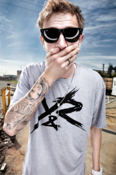 print a poster - Sunglasses - chris_drama_pfaff_1.jpg