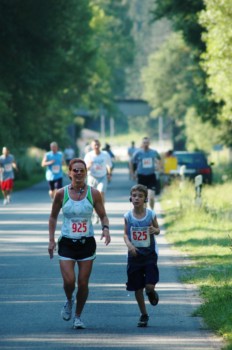 POSTER - Women's Jogging Shorts - DSC_0099.jpg