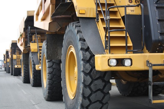 print a poster - Tractors Yellow Tires Man - a4JPG.jpg