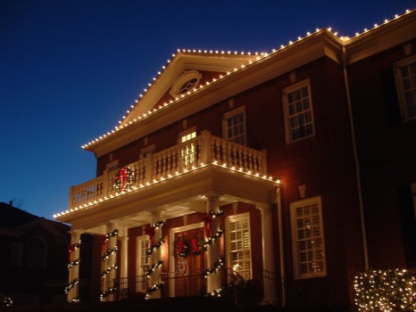 print a poster - Christmas Lights House Decoration - Frontpage.jpg