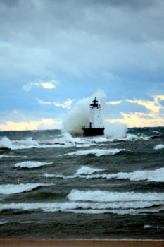 poster brain - Ship - new_lighthouse.jpg