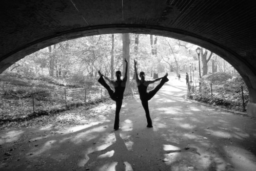 posterbrain - Women Stretching In Park - SOHO_Tunnel.jpg