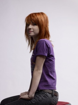 best - Red Headed Woman Purple Shirt Jeans - img4db03c118d8a4.jpg
