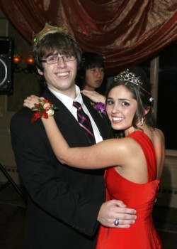 print a poster - Man And Woman Dancing Wearing Crowns - DncVilTwTrl00079.jpg