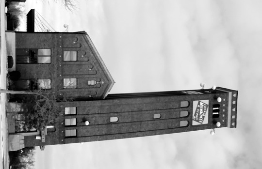 24x36 - Building - milwaukee_depot_flikr_black_an.jpg
