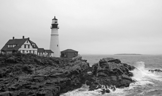 print a poster - House - bw_maine_lighthouse.jpg