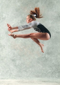 posterbrain - Female Gymnast Jump High - img218.jpg