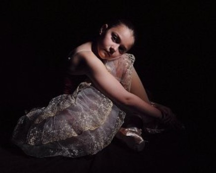 posterbrain - Girl In Dress - posterbrainzoey.jpg